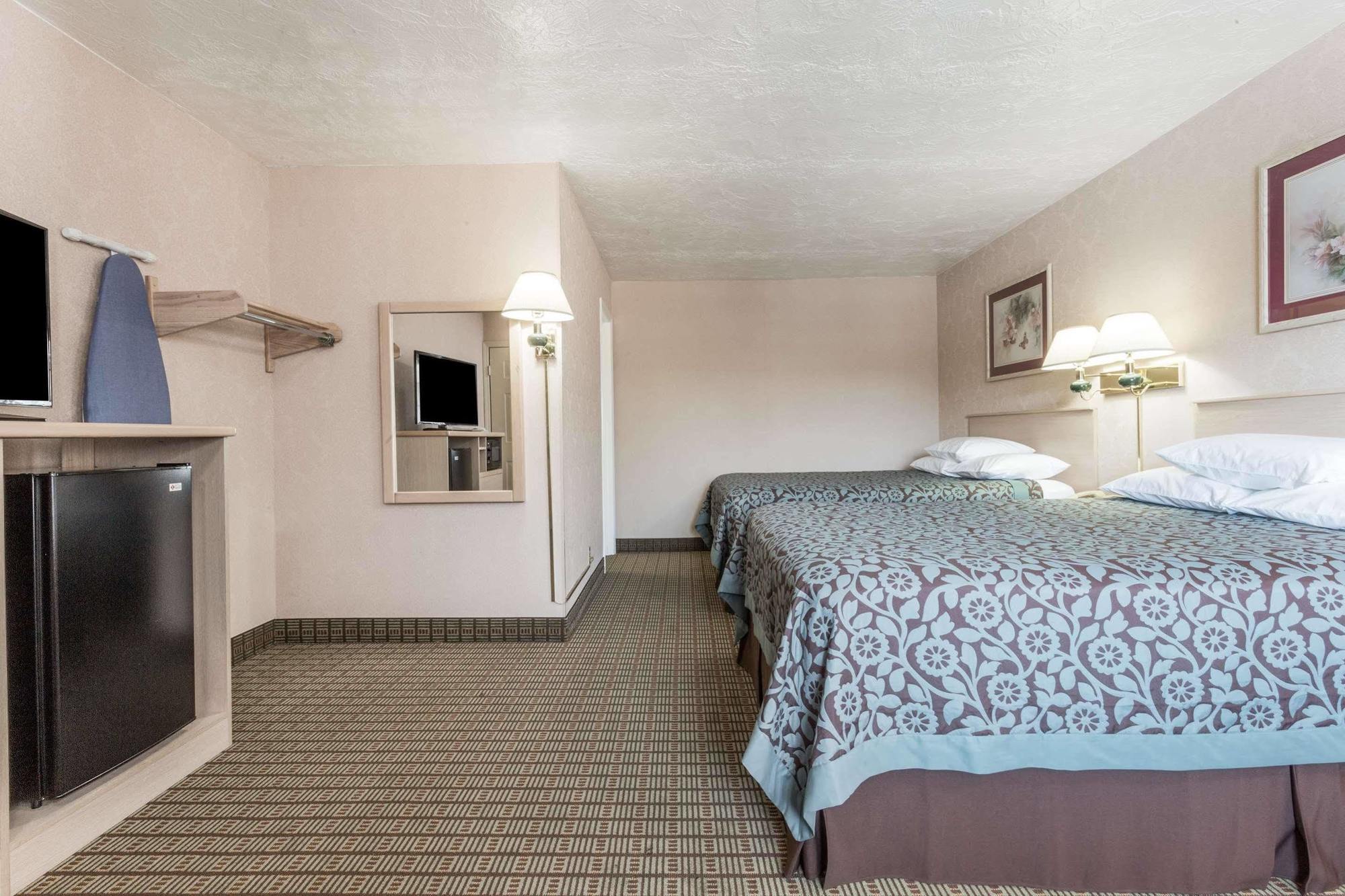 Days Inn By Wyndham Portland Central Ngoại thất bức ảnh