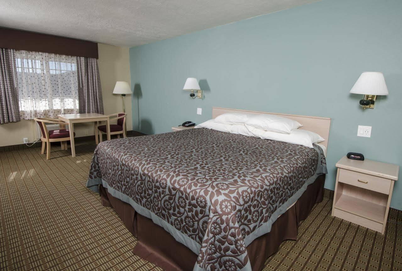 Days Inn By Wyndham Portland Central Ngoại thất bức ảnh